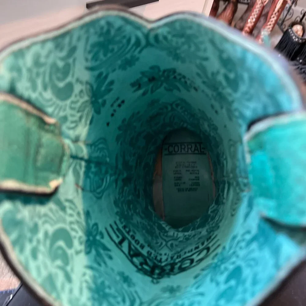 Corral size 7 genuine reptile boots - Picture 8 of 8